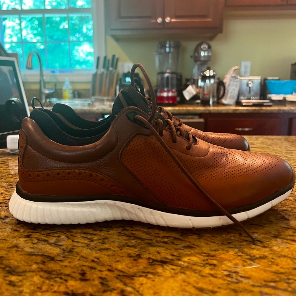 Johnston & Murphy golf shoes barley worn